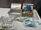 Pair of AMT 1/25th scale model kits, 1940 Ford Coupe, and 1957 Ford Hard Top