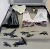 Nice lot of assorted capes and guns, most from Star Wars action figures