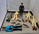 6- 1980 Star Wars action figures and 5 guns