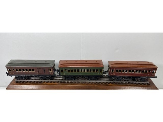 THREE BING O GAUGE PASSENGER CARS