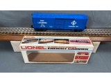 LIONEL #9726 ERIE LACKAWANNA CUSHIONED CAR