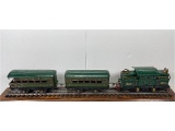 AMERICAN FLYER #3110 LOCOMOTIVE W/TWO PASSENGER CARS