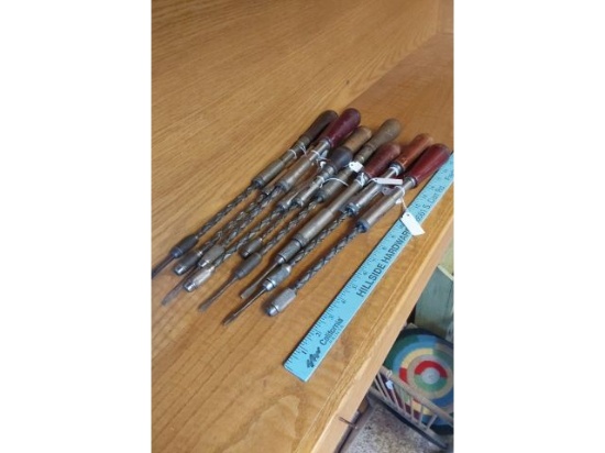 LOT OF YANKEE SCREWDRIVERS