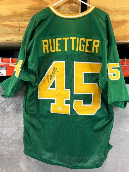 Rudy Ruettiger, signed Notre Dame jersey, Beckett