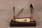 1991 Winchester 3904P Mother of Pearl Three Blade Knife