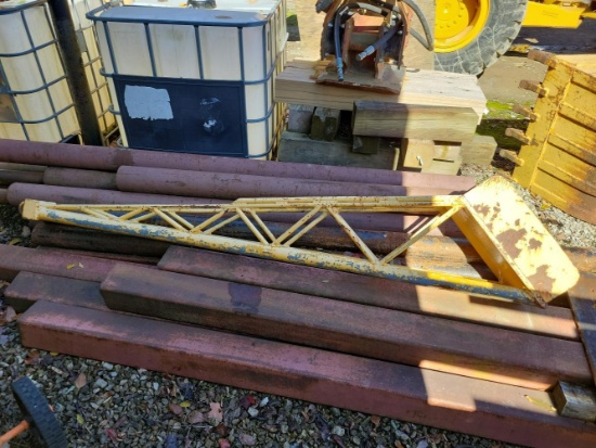 8' lifting boom / fits JD 120/130