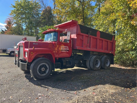 1973 Mack R685ST dump truck showing 334,690 miles
