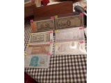 LOT OF 39 WORLD NOTES