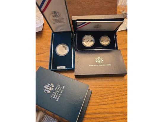 1990 PROOF IKE AND 1994 WORLD CUP 2-COIN COM. SET