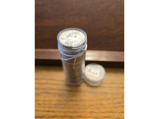 ROLL OF 40 SILVER WASHINGTON QUARTERS