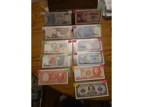 LOT OF 11 WORLD NOTES