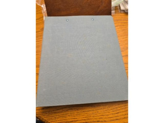 BINDER WITH CHINESE CURRENCY
