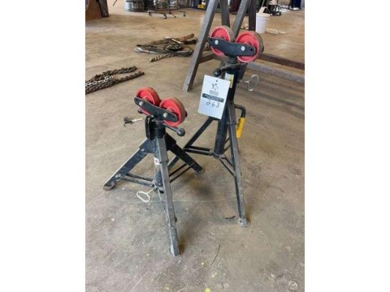 (2) roller jack stands