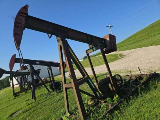 Baker pump jack