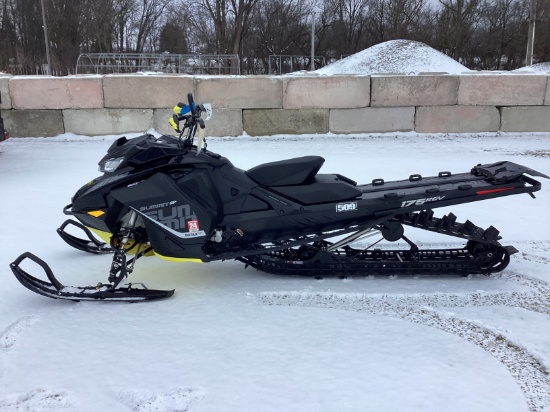 2018 SKI DOO 850 SUMMIT