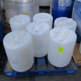 plastic barrels, 30 gal