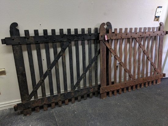Antique Ranch Style Iron Fences