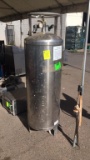 Pressurized CO2 Tank