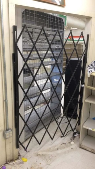 Expanding door security gates