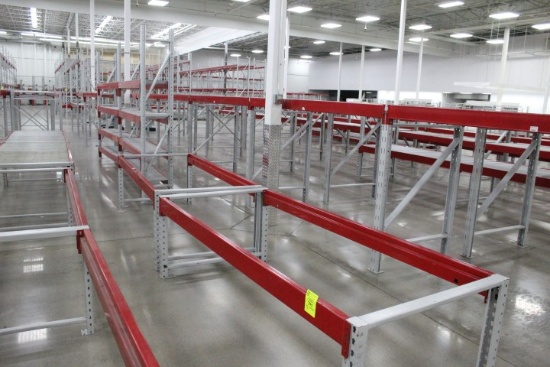 Pallet Racking. 7 Sections, (2) 90" Beams, 28x40" Uprights, (5) 90" Beams, 96x18" Uprights