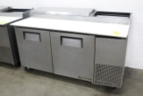 True Pizza Prep Table. Self Contained, 115 Volt, R134a - Model # TPP-67 - Serial # 7192913