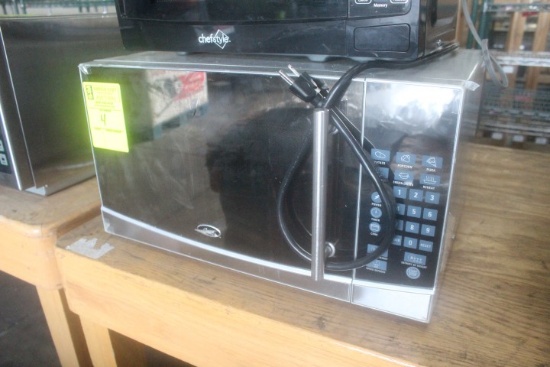 Oster Microwave
