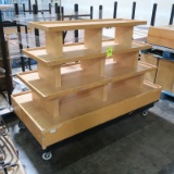 4-tier merchandising table, on casters
