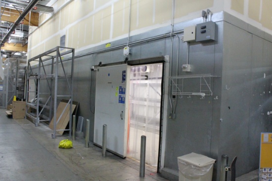 Walk In Combo Box. 52'x16'x10'