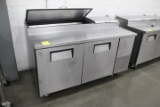 True Pizza Prep Table. Self Contained, 115 Volt, R134a - Model # TPP-67 - Serial # 9023680