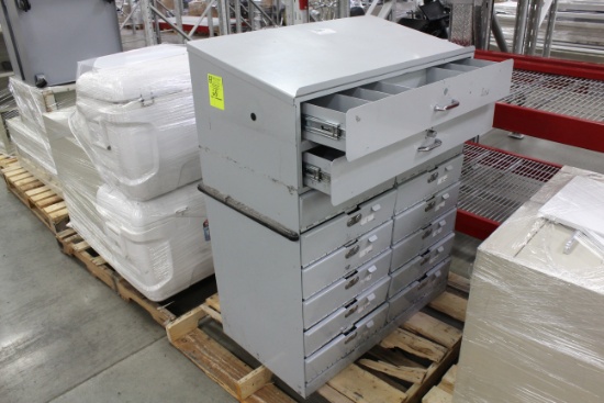 Locking Receiving Desk