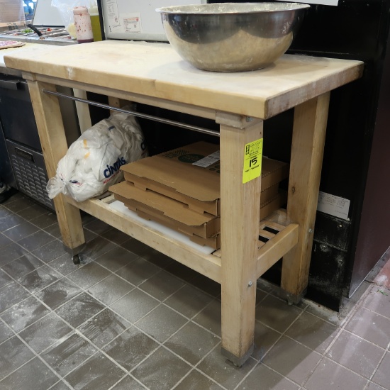 solid maple top table w/ undershelf