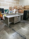 Stainless workstation
