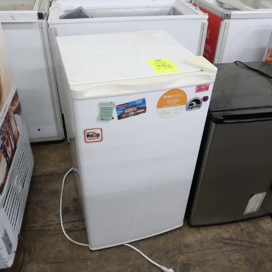 Igloo undercounter refrigerator