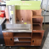 bulk honey merchandising counter