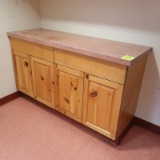 counter w/ cabinets