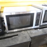 KitchenAid microwave oven