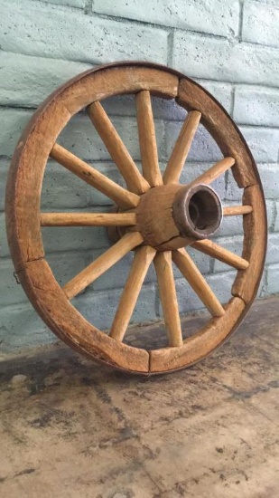 Decorative Wagon Wheel