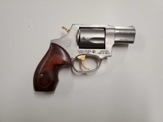 Taurus 85 .38 SPL Cal Revolver