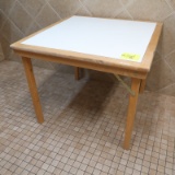 folding table