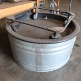 circular watering trough, w/ casters