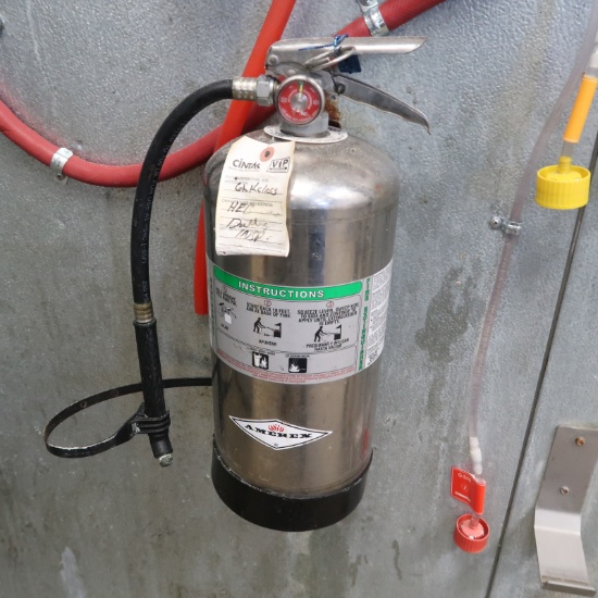 kitchen fire extinguisher (wet chemical)