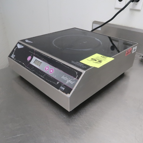 Vollrath Intrigue countertop induction range