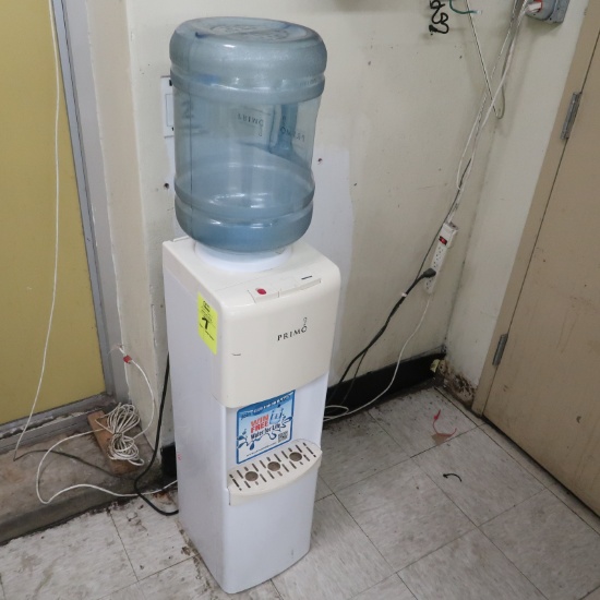 Primo hot/cold bottled water dispenser