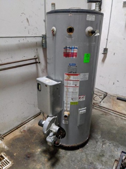 American commercial hot water tank