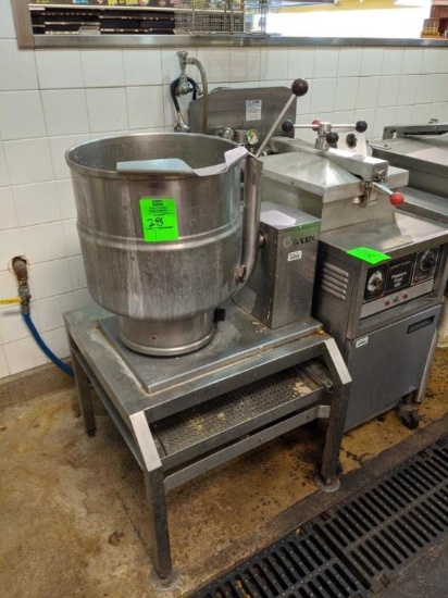 Grown Tilt Kettle