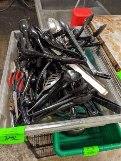 Group of assorted utensils