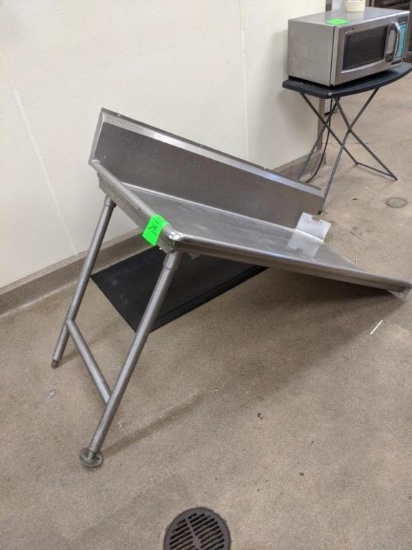 54" x 47" H stainless pan washing side table