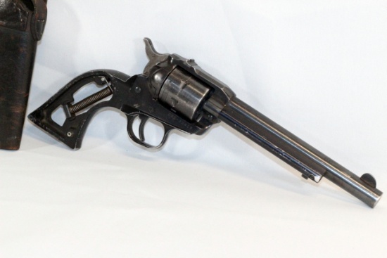 REVOLVER, RUGER SINGLE SIX, .22 CALIBER (USA)