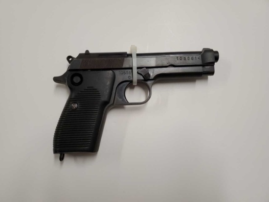 PISTOL, TAURUS PT140 PRO MILLENNIUM, .40 CAL (BRAZIL/TAURUS INTERNATIONAL MANUFACTURING, USA)
