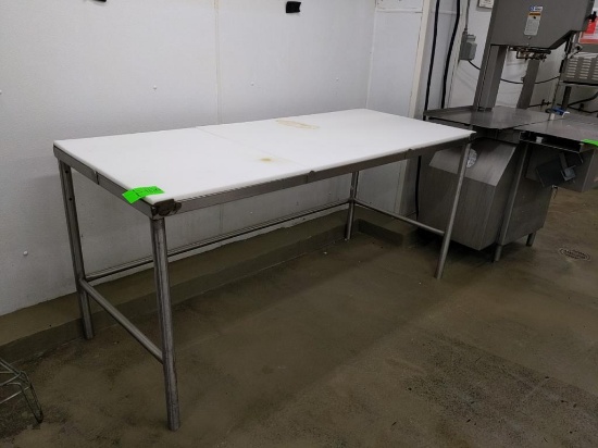 6ft x 30" x 35" poly top table